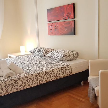 Menta Errathens Apartment - Athens Center, 5 Bd, 2 Bath Exterior photo